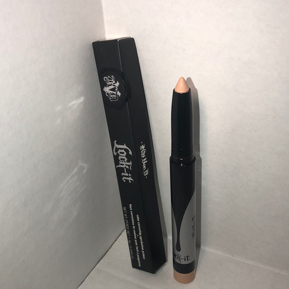 Kat Von D Other - Kat Von D Color Correcting Eyeshadow Premier Ligh